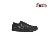 FIVE TEN FREERIDER PRO BLACK WHITE SHOES