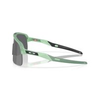 OCCHIALI OAKLEY SUTRO LITE S JADE TRASP OPACO PRIZM BLK OO9496-1134